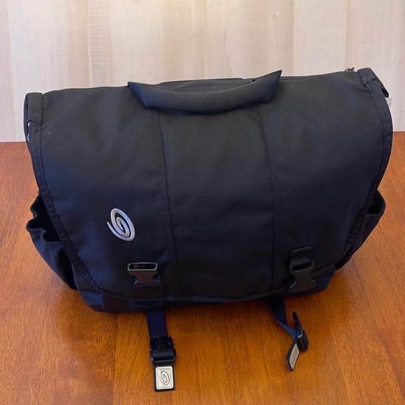 Timbuk2 Bags Timbuk2 Messenger Bag Poshmark